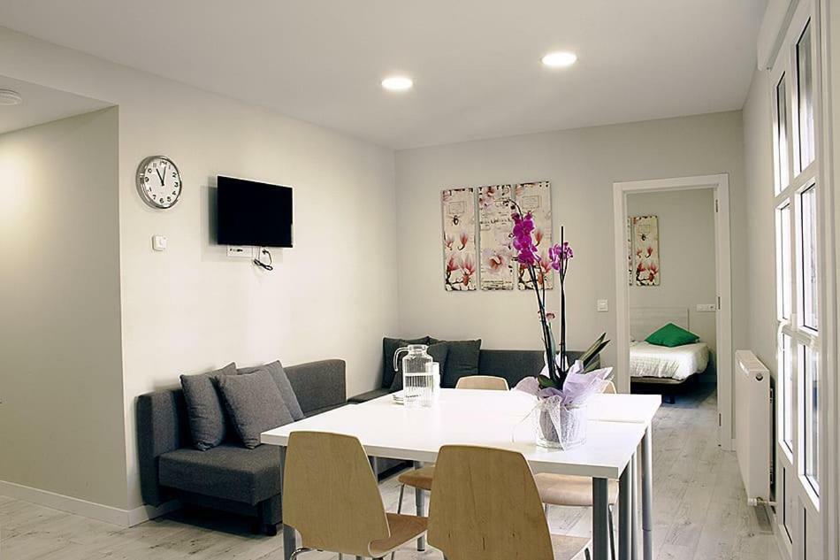 Apartamentos Logrono Centro Exterior foto